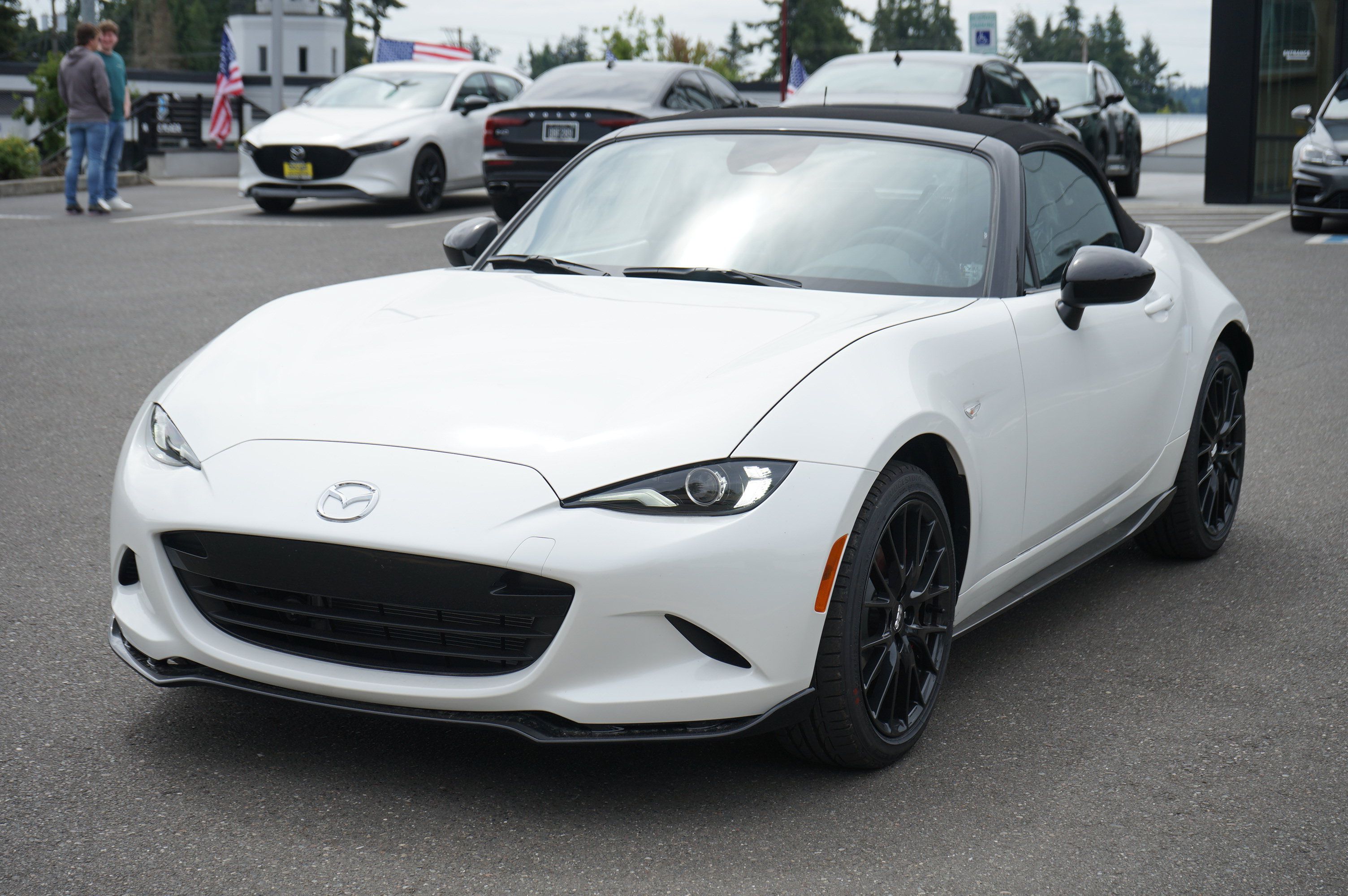 New 2026 MAZDA MX-5 Miata Club w/ Interior Package RWD image 9