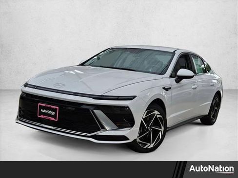 New 2026 Hyundai Sonata SEL image 1