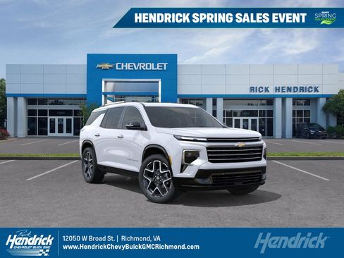 New 2026 Chevrolet Traverse High Country image 1