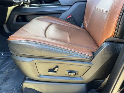 Used 2023 RAM 3500 Limited image 17