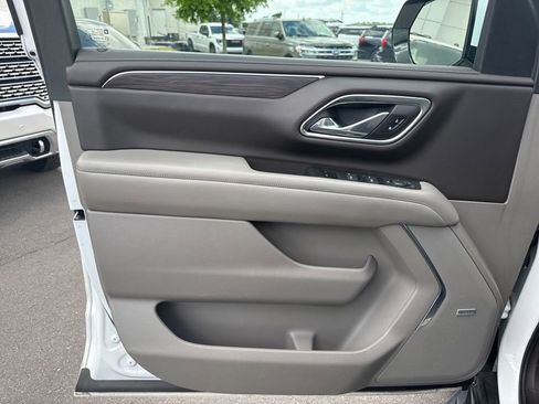 Used 2023 Chevrolet Tahoe LT RWD image 9