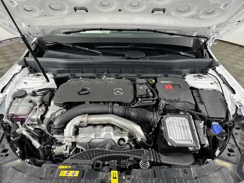 New 2026 Mercedes-Benz GLB 250 4MATIC image 31