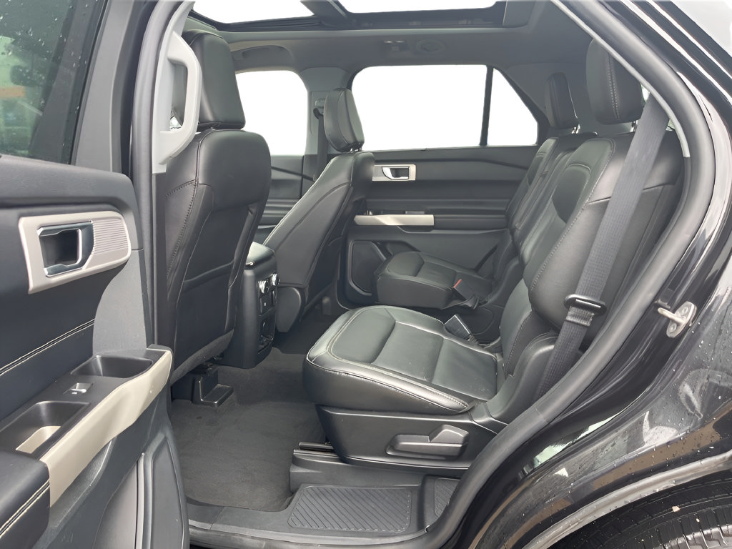 Used 2022 Ford Explorer Limited AWD/4WD image 29