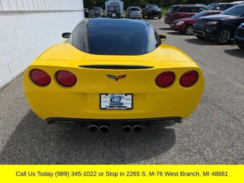 Used 2011 Chevrolet Corvette Coupe w/ Preferred Equipment Group RWD image 8