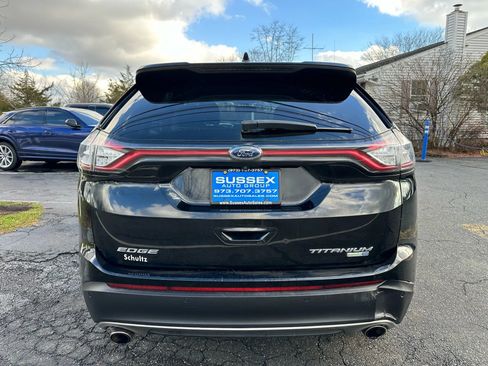 Used 2017 Ford Edge Titanium image 5