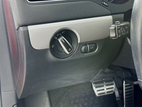 Used 2014 Volkswagen Jetta GLI FWD image 10