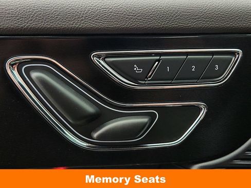 Used 2022 Lincoln Corsair AWD w/ Premium Package image 22