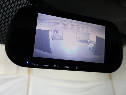 Used 2018 Mercedes-Benz Sprinter 2500 image 18