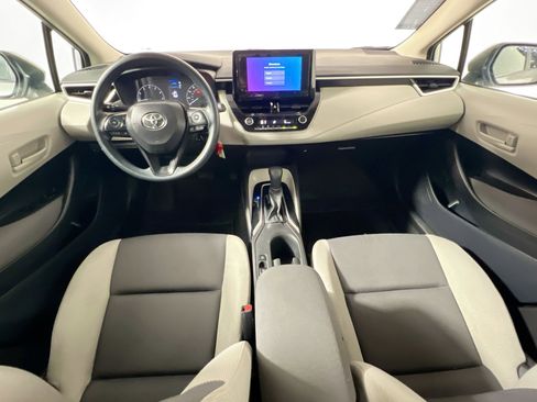 Used 2024 Toyota Corolla LE FWD image 28