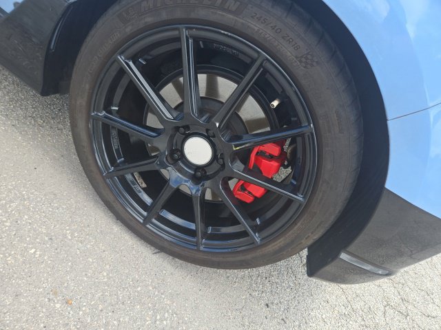 Used 2020 Hyundai Veloster N w/ Performance Package FWD image 7