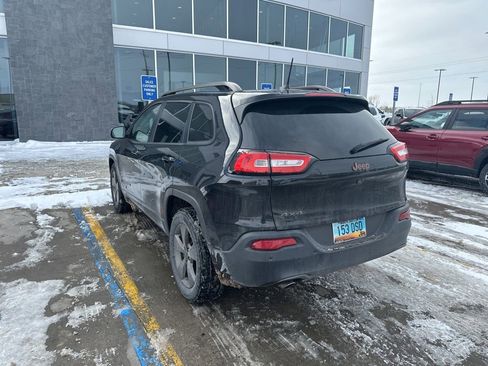 Used 2016 Jeep Cherokee 75th Anniversary image 16