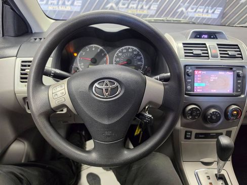 Used 2013 Toyota Corolla LE FWD image 16