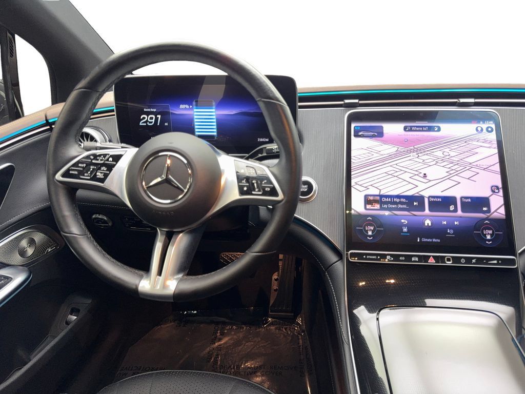 Used 2023 Mercedes-Benz EQE 500 4MATIC Sedan image 52