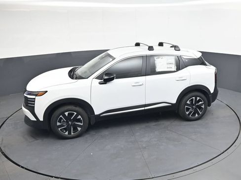 Certified 2026 Nissan Kicks SV w/ Cold Weather Package AWD/4WD image 37