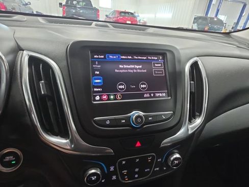 Used 2020 Chevrolet Equinox LT AWD/4WD image 13