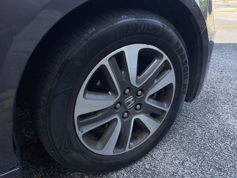Used 2014 Honda Odyssey Touring image 14