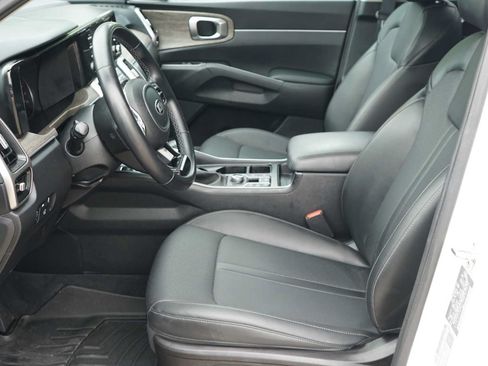 Used 2021 Kia Sorento EX AWD/4WD image 9