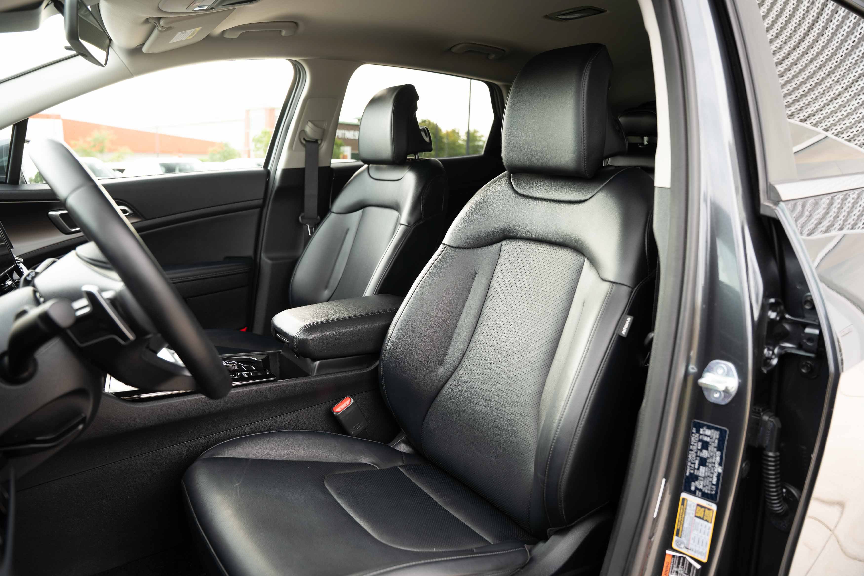 Used 2023 Kia Sportage EX AWD/4WD image 19