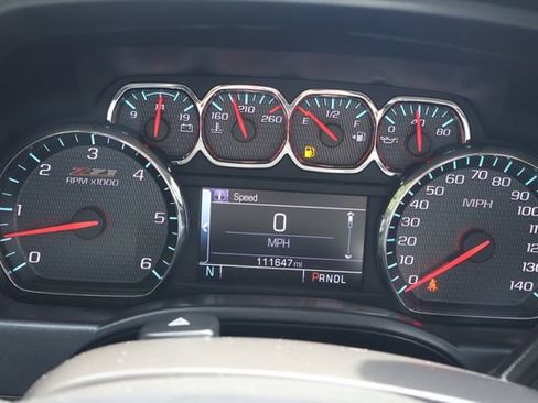 Used 2018 Chevrolet Silverado 1500 LT w/ All Star Edition AWD/4WD image 9