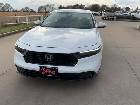 Used 2024 Honda Accord LX image 4