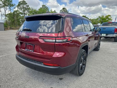 Certified 2023 Jeep Grand Cherokee L Laredo AWD/4WD image 3