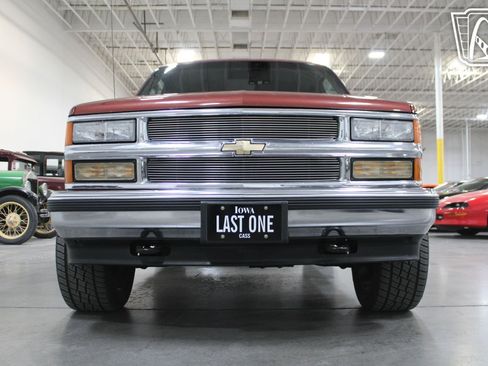 Used 1998 Chevrolet Tahoe 4WD 2-Door w/ Preferred Equipment Group 2 image 23