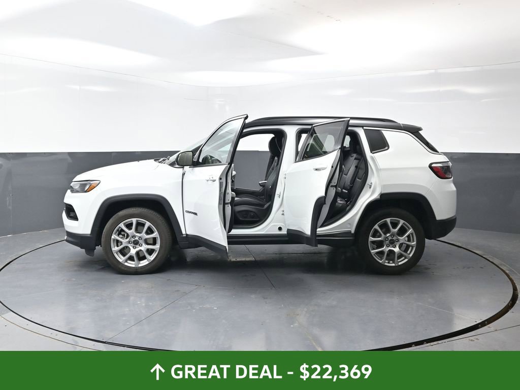 Used 2025 Jeep Compass Limited AWD/4WD image 59