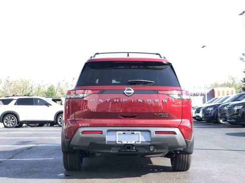 New 2026 Nissan Pathfinder Platinum image 19