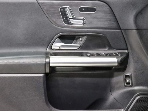 Certified 2023 Mercedes-Benz GLA 250 image 21
