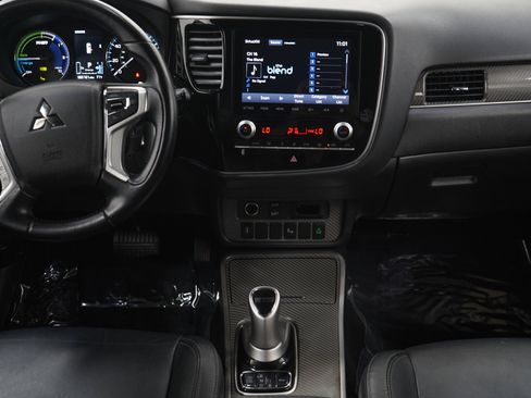 Used 2022 Mitsubishi Outlander SEL AWD/4WD image 17