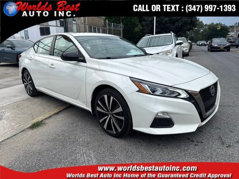 Used 2019 Nissan Altima 2.5 SR w/ SR Premium Package AWD/4WD image 1