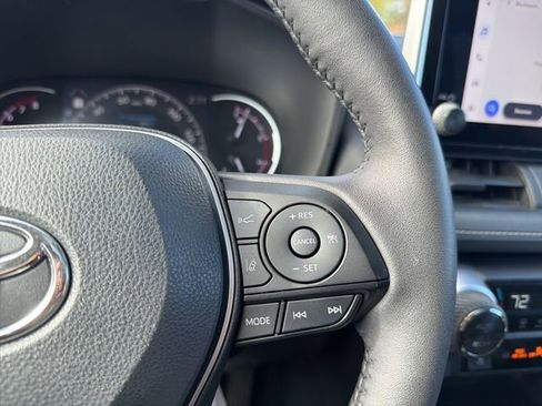 Used 2024 Toyota RAV4 XLE w/ Convenience Package image 27