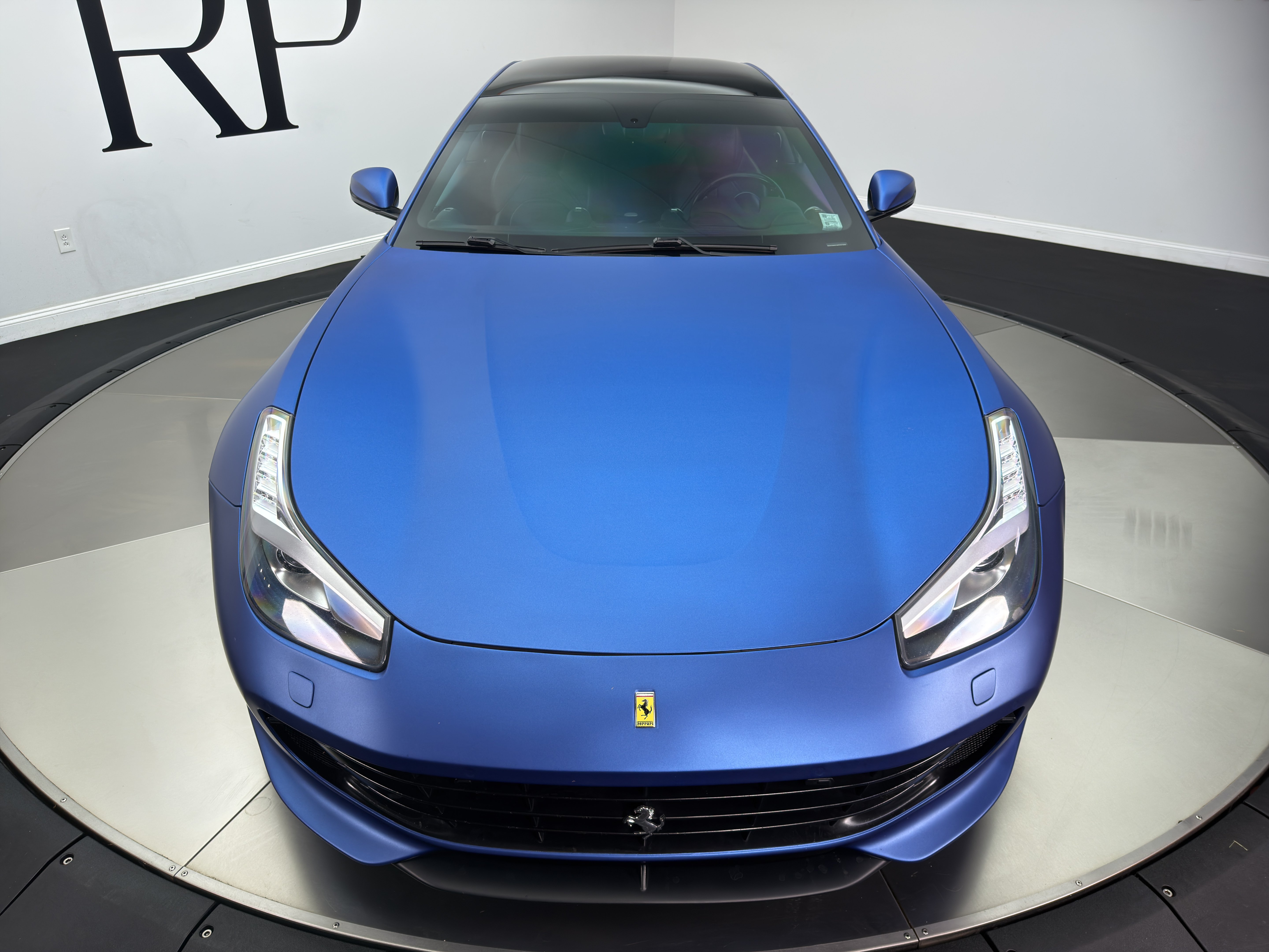 Used 2017 Ferrari GTC4Lusso AWD/4WD image 9