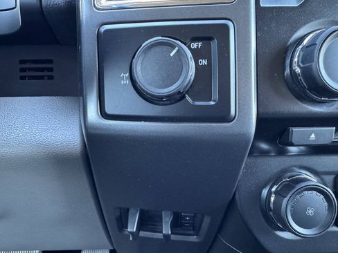 Used 2015 Ford F150 XLT w/ Equipment Group 302A Luxury RWD image 22