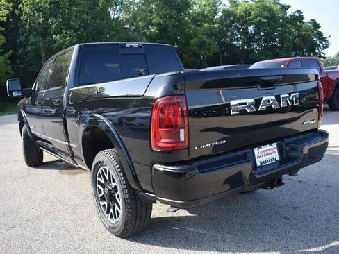 Used 2025 RAM 3500 Limited AWD/4WD image 5