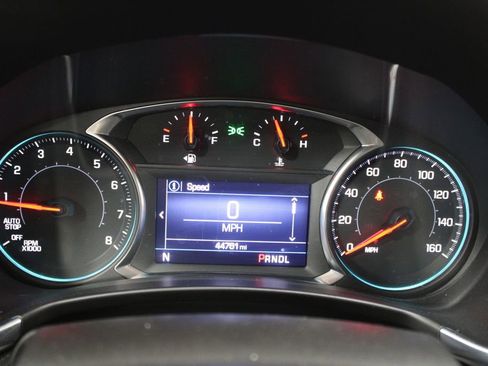 Used 2023 Chevrolet Equinox LT image 32