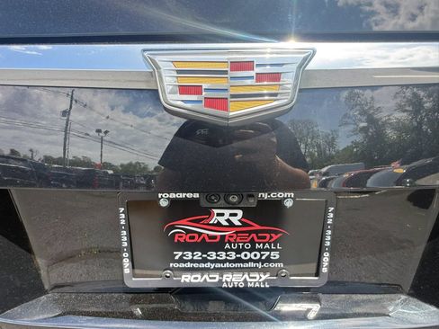Used 2019 Cadillac Escalade Luxury AWD/4WD image 70