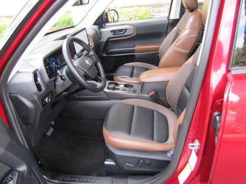 Used 2025 Ford Bronco Sport Outer Banks w/ Outer Banks Tech Package+ image 10