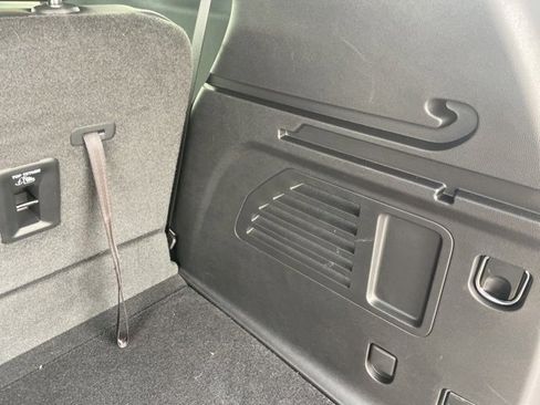 Used 2025 Chevrolet Traverse Z71 w/ Driver Confidence Package image 70