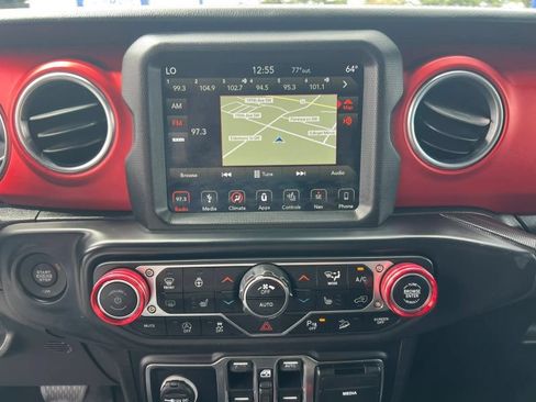 Used 2019 Jeep Wrangler Unlimited Rubicon w/ Advanced Safety Group AWD/4WD image 29