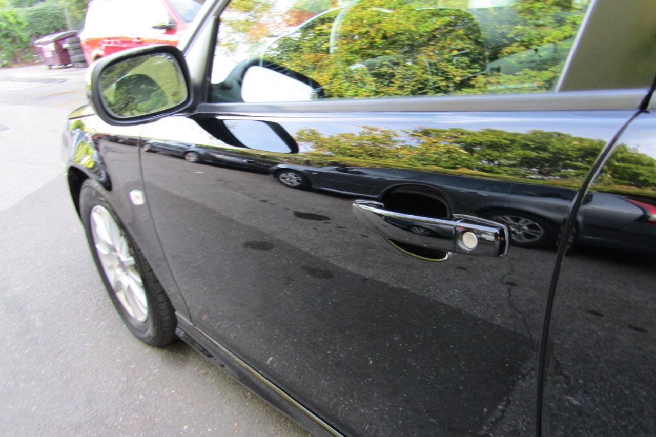 Used 2008 Saab 9-3 2.0T w/ Moonroof Package FWD image 9