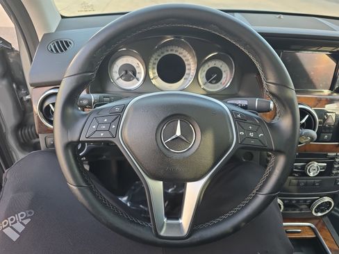 Used 2013 Mercedes-Benz GLK 350 2WD image 16