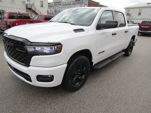 Used 2025 RAM 1500 Tradesman w/ Night Edition AWD/4WD image 7