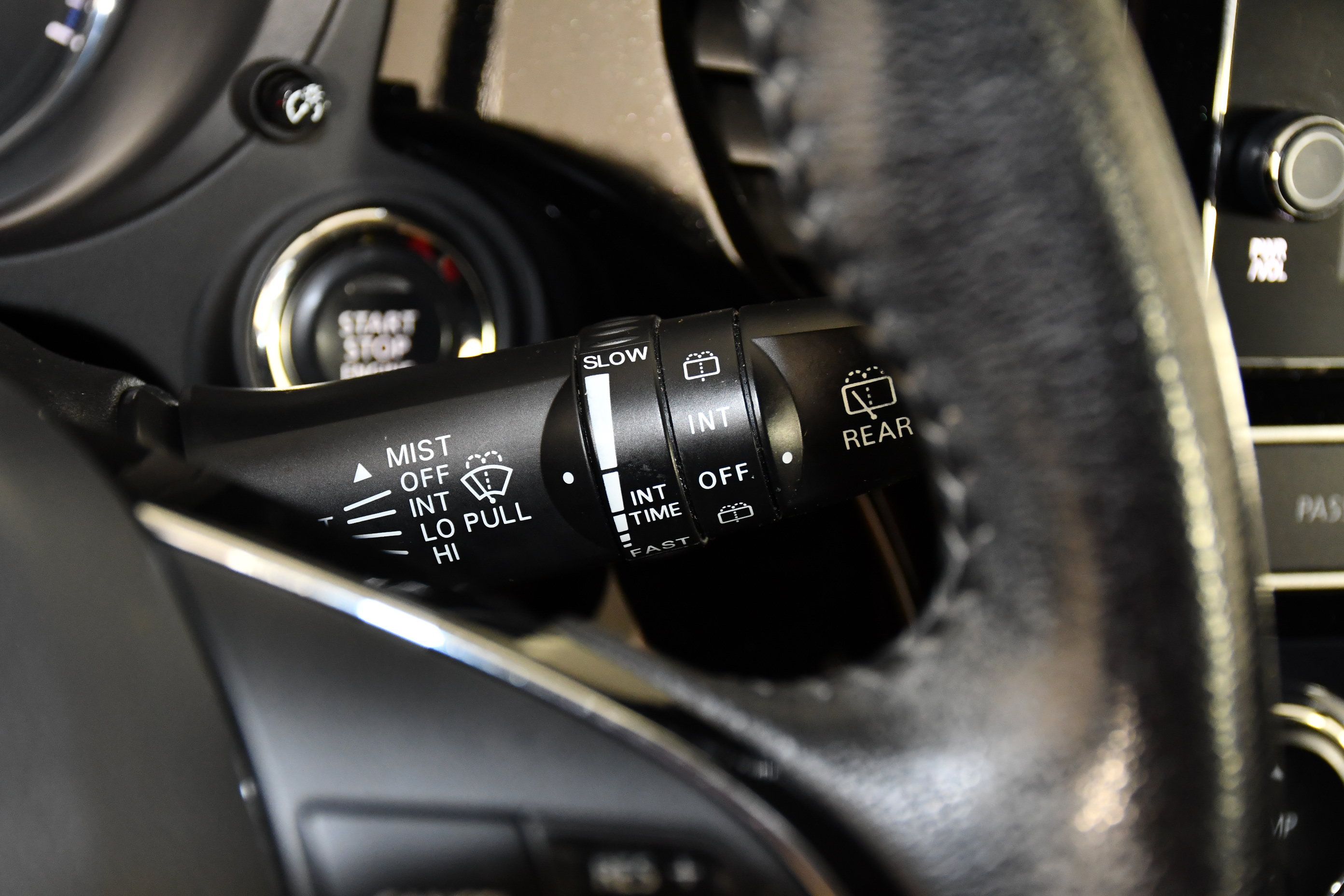 Used 2019 Mitsubishi Outlander SE AWD/4WD image 15