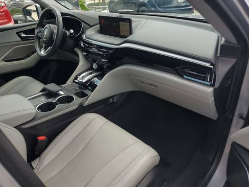 Certified 2024 Acura MDX FWD w/ Technology Package image 4