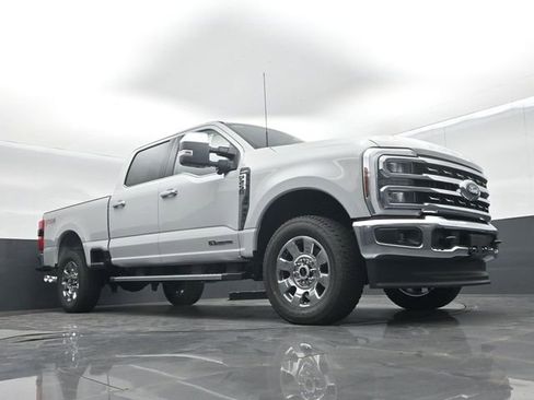 New 2026 Ford F250 Lariat w/ Chrome Package image 43