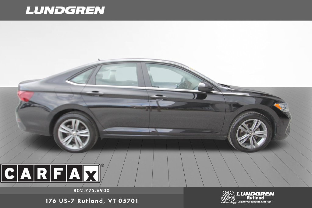 Used 2024 Volkswagen Jetta SE FWD image 25