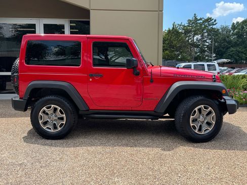 Used 2014 Jeep Wrangler Rubicon w/ Power Convenience Group image 7