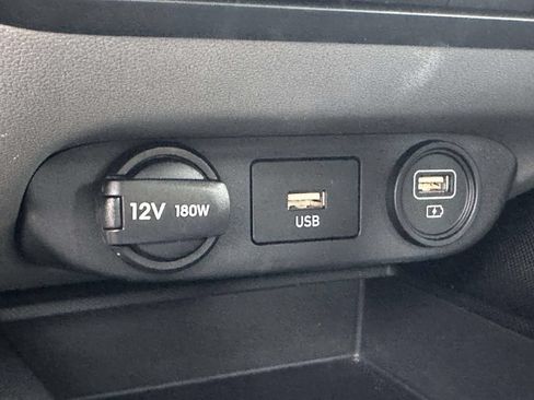 Used 2023 Hyundai Elantra SE w/ Cargo Package FWD image 23