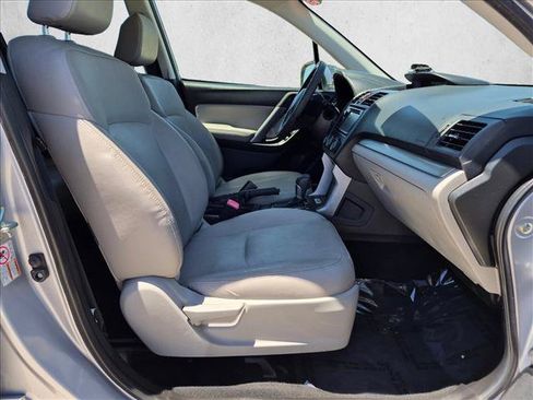 Used 2015 Subaru Forester 2.5i Touring w/ Eyesight & Navigation System AWD/4WD image 17